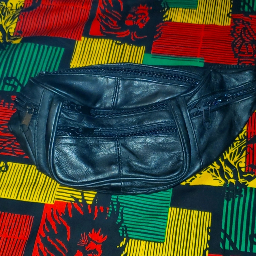 Faux leather Retro fanny pack